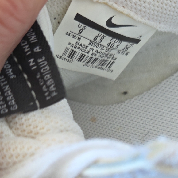 Comme des Garcons Women's Platform Sneakers - White and Black - Picture 10 of 10